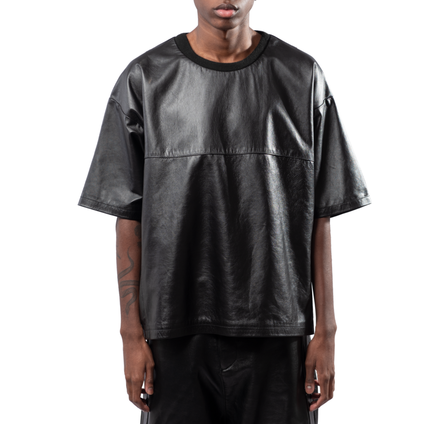 “MECCHA” leather tee